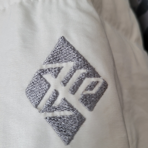 Winter Coat NWOT never worn - Picture 6 of 7